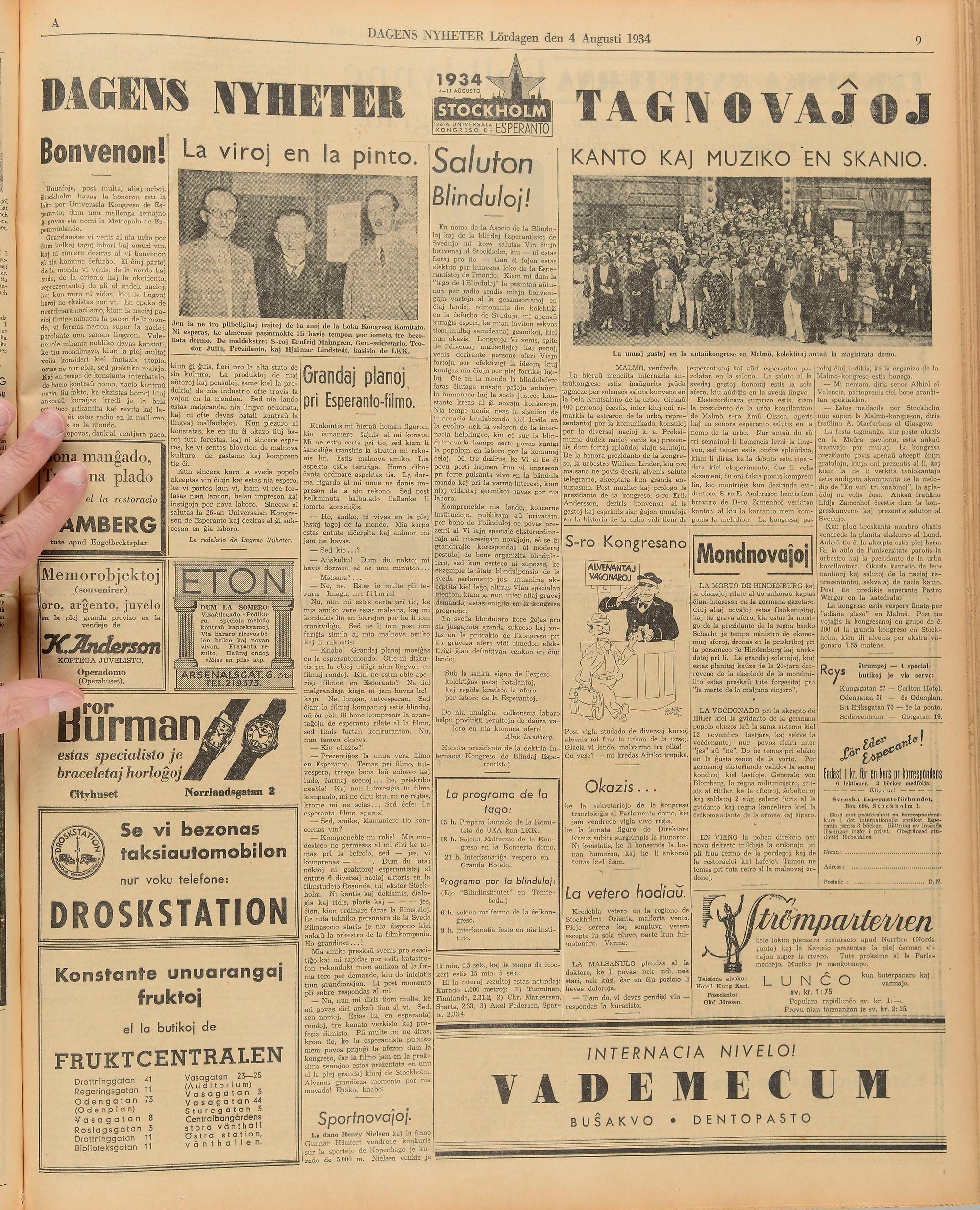 Gulnad tidningssida från Dagens Nyheter. Artiklar på esperanto om kongressen 1934.
