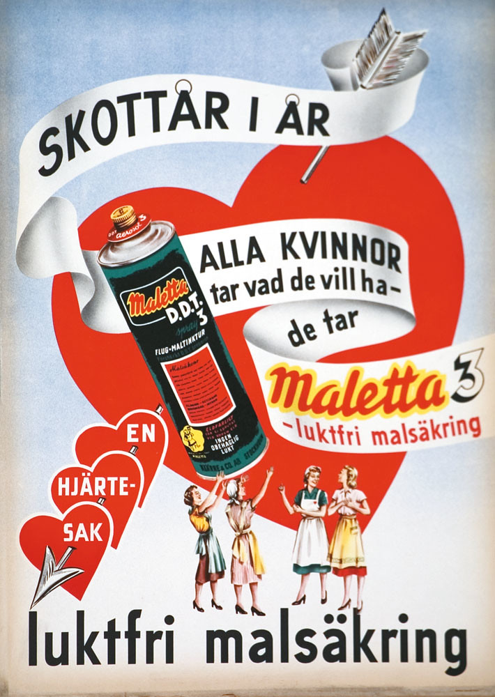 Reklamaffisch för Maletta. Reklamen riktar sig till män som ska köpa den till sina fruar som alla vill ha en luktfri malsäkring, för att fira att det är skottår. Grafisk affisch med fyra kvinnor i förkläden som sträcker sig efter en stor Maletta. Hjärtan i bakgrunden. 