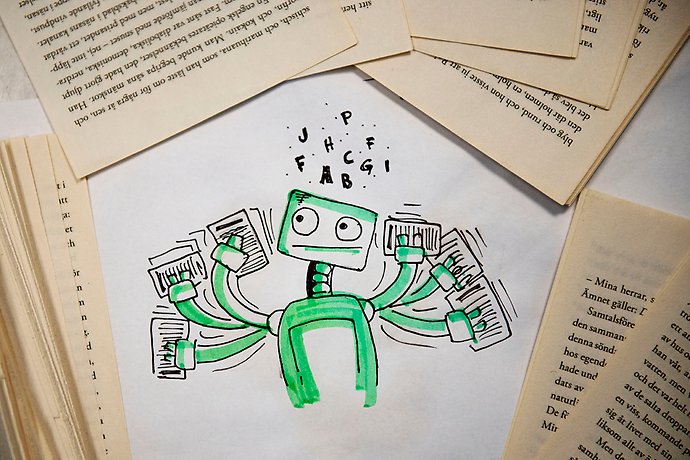 Teckning av en grön robot som jonglerar med fragment av boksidor.