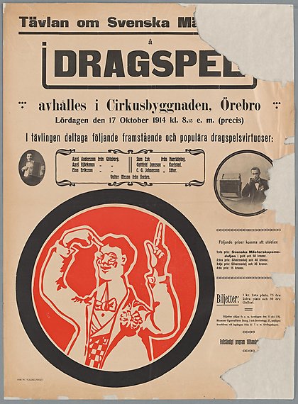Affisch för dragspelstävling. Foton av dragspelsmän och informationstext. Skador på dess högra sida.